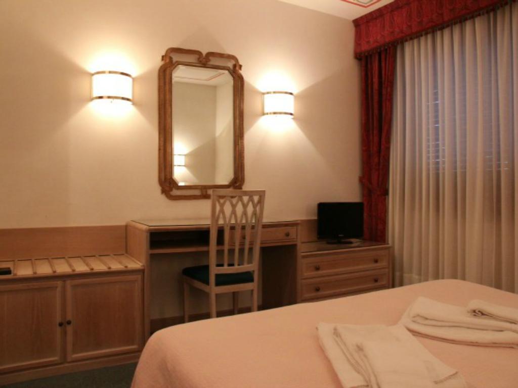 Hotel Capannina Κορτίνα Ντ' Αμπέτσο Δωμάτιο φωτογραφία